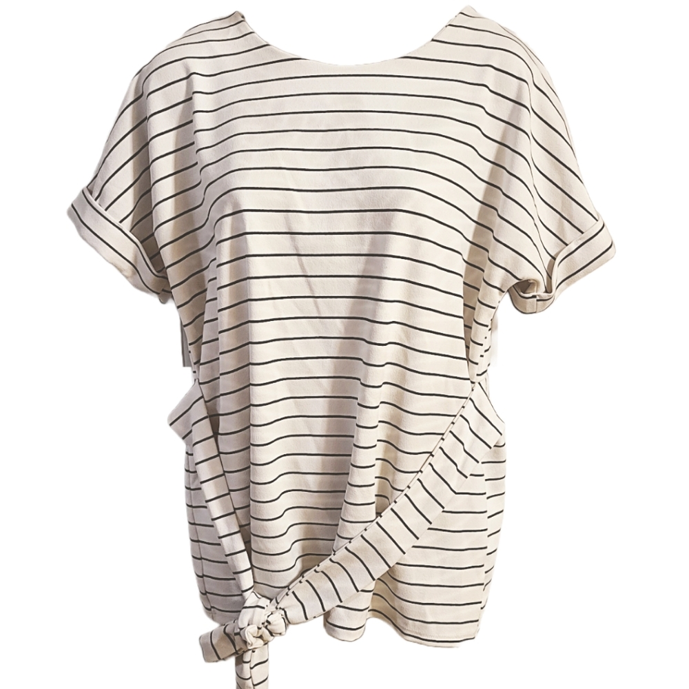 Worthington Black n' White Striped Shortsleeve Quality Stretchy Top w/Tie in M